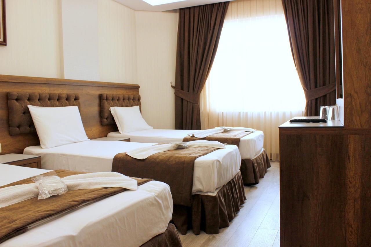 Hotel Buyuk Paris Istanbul Exterior photo